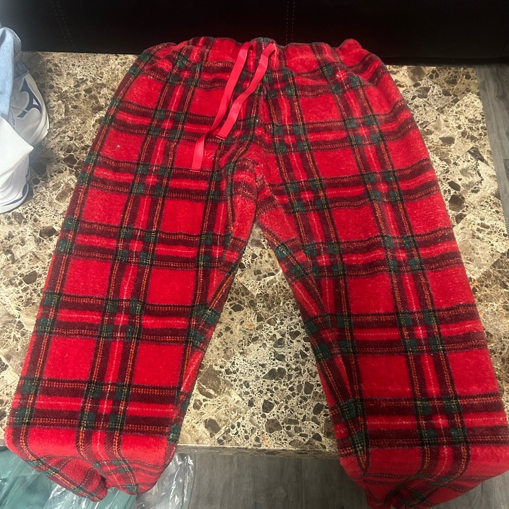 Aeropostale Red and Black Checkered Pajama Pants